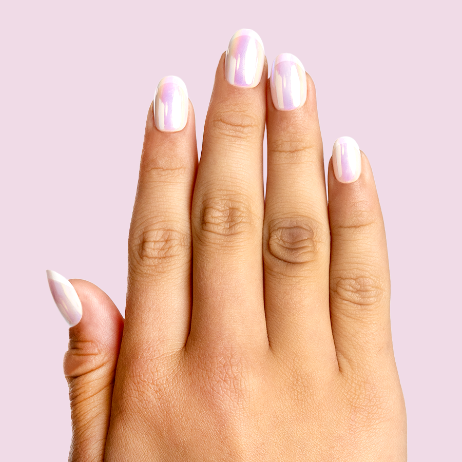 Cool in Chrome French - Pressies | Short Medium | Round - Image 4